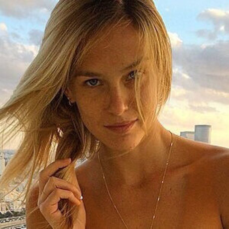 Bar Refaeli Deepfake model hot pictures