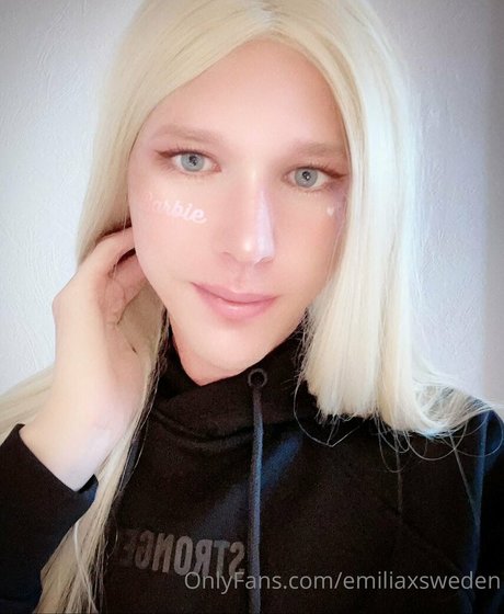 emiliaxsweden nude pornstar photo