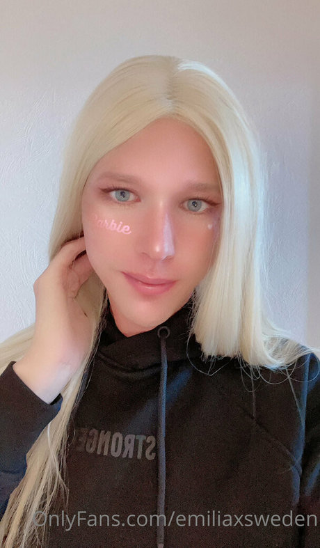 emiliaxsweden sex star photos