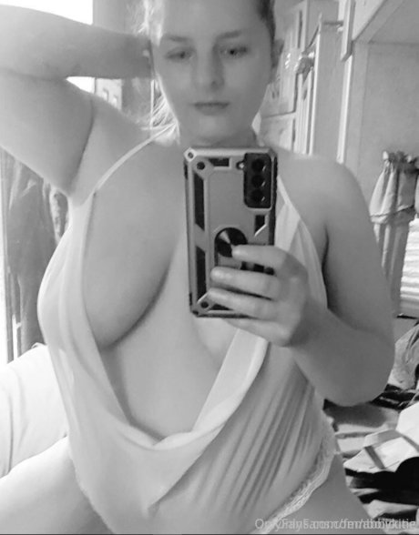 femboiicutie model perfect pic