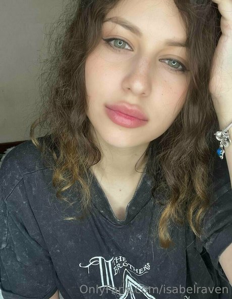 isabelraven top model picture