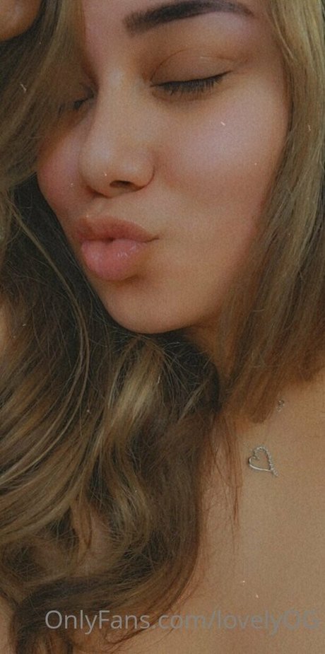lovelyog perfect model image