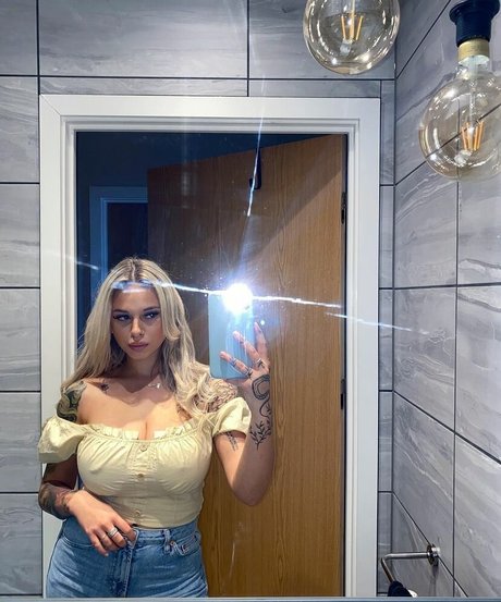 Angelika Kramer pornstar beautiful photo
