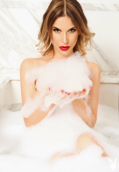 Giselle Fainelli pornographic model photos