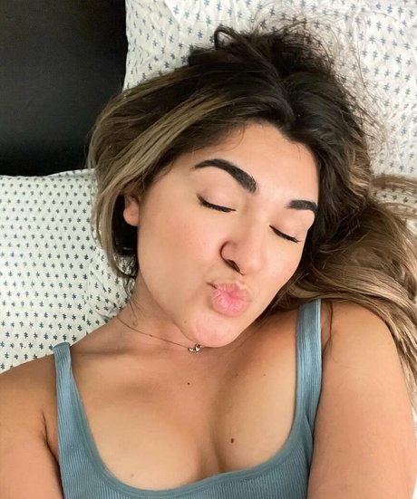 karinugh sex model archive