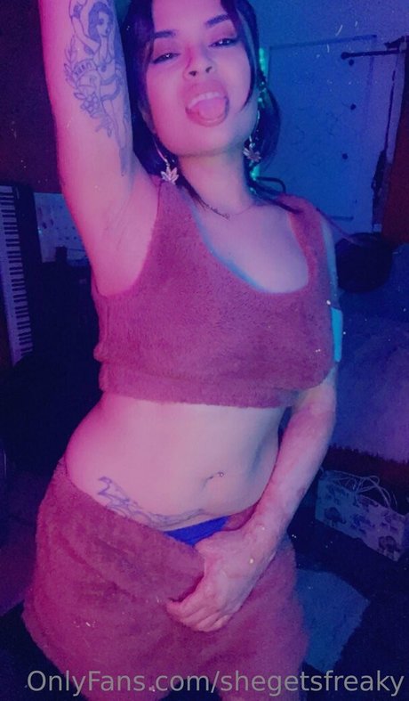 shegetsfreaky exclusive actress galleries