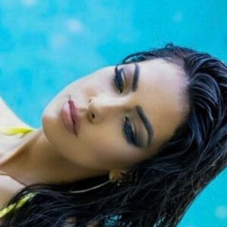 alileeof model erotic photos