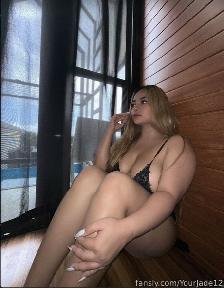 jade12 nude actress pics