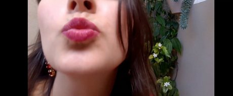 Luminha GGS adult actress image