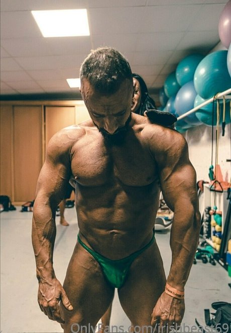 irishbeast69 xxx model pic