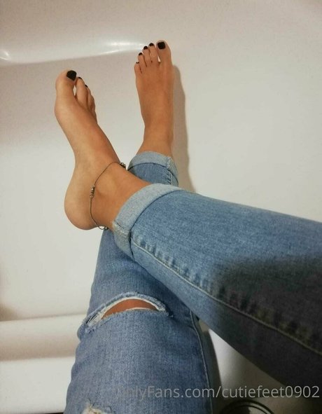cutiefeet0902 hd model galleries