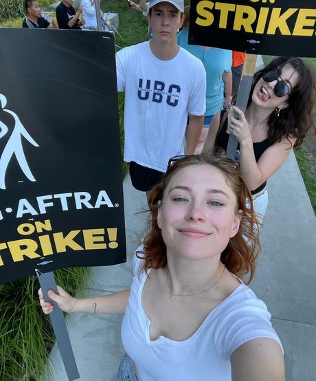 Mina Sundwall star beautiful img