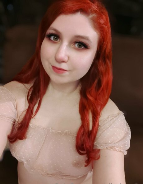 elladonella pornographic star galleries