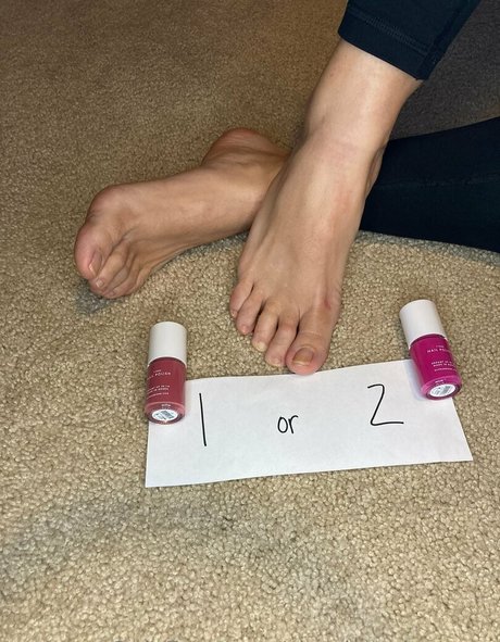 slendersolesmom pornographic actress picture