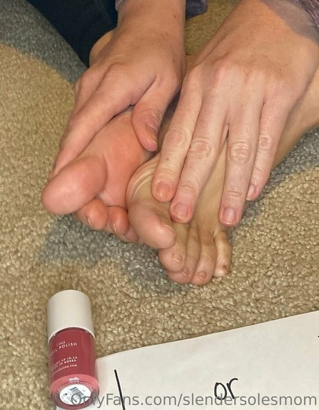 slendersolesmom pornstar adult photo