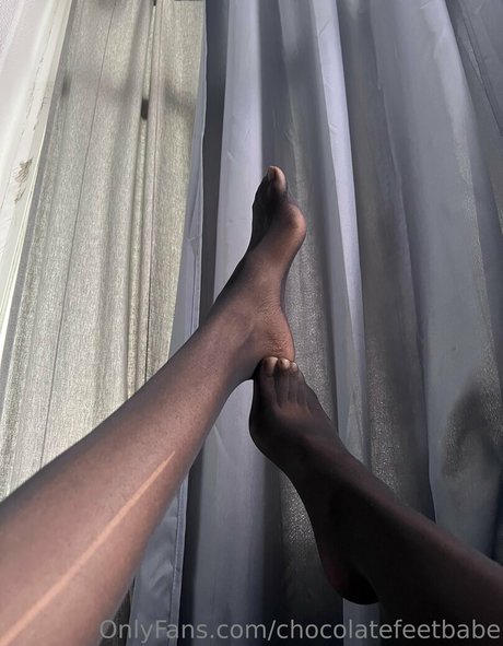 chocolatefeetbabe pornstar hot pictures