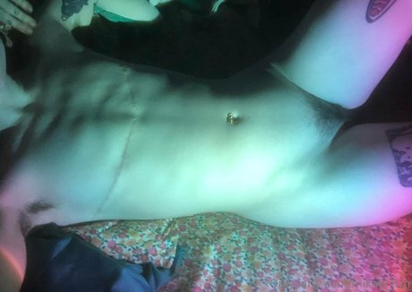 faguettemikah naked star archive