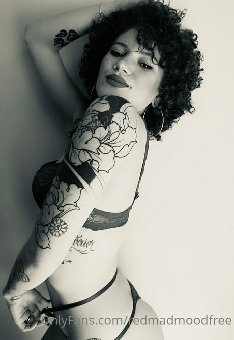 redmadmoodfree nude pornstar pic