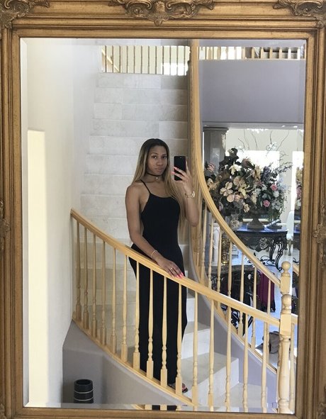 natalialapotra pretty pornstar photo