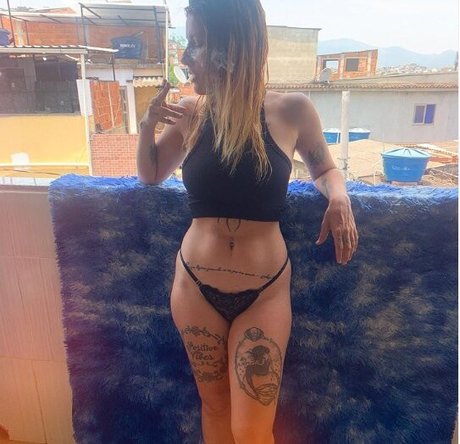 exvadiacareca model hot image