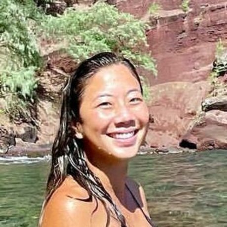 Alyssa Waki nude star images