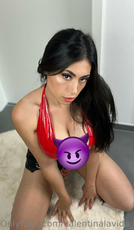 valentinalavida free pornstar top image