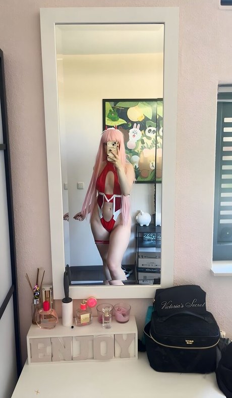 OMGPopx pretty pornstar pics