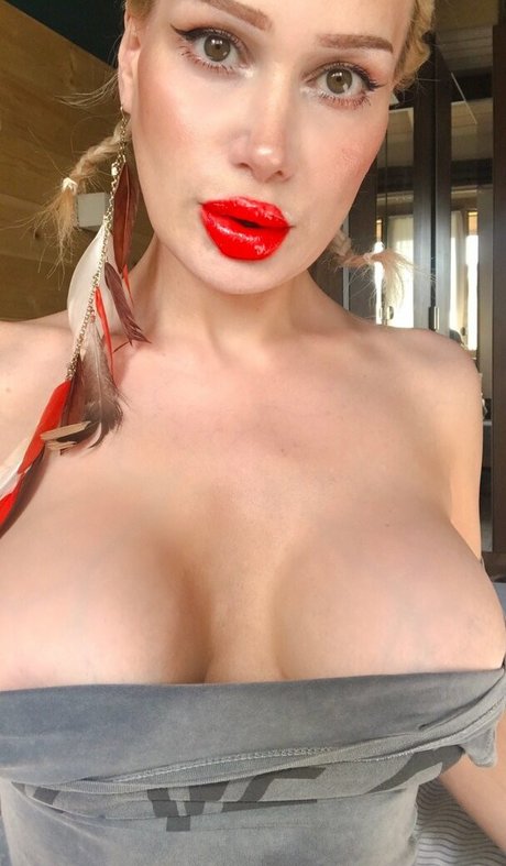 Shera Balboa sexy model photos