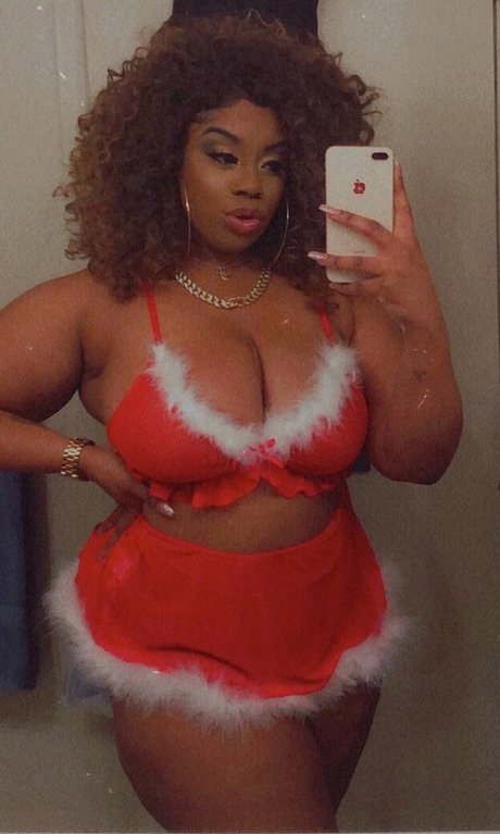 ILookLikeBaae pornstar photos
