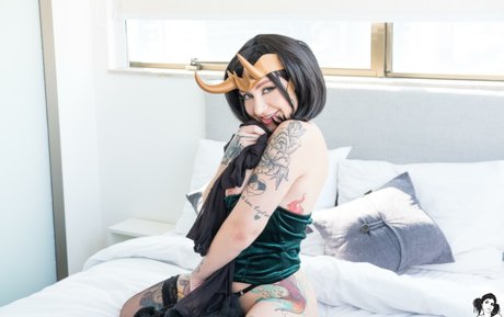 Hilo Suicide perfect model picture