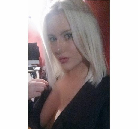 Bethany Koko model pornographic photo