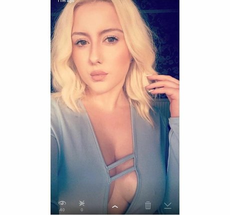 Bethany Koko beautiful model pic
