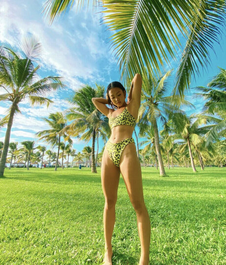 Twaydabae model best picture