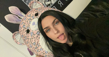 shemale fucks girl onlyfans naked galleries