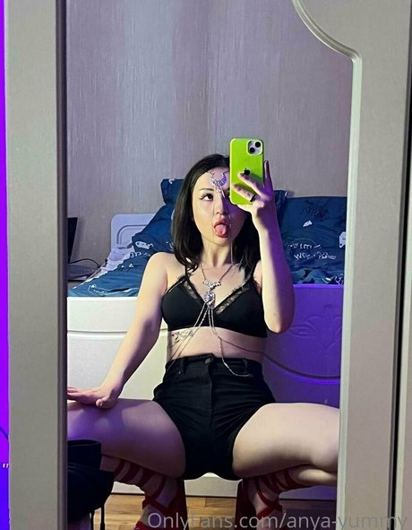 asshley black nice star picture