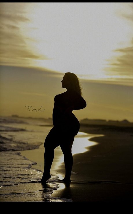 Ms Dondada art pornstar photo