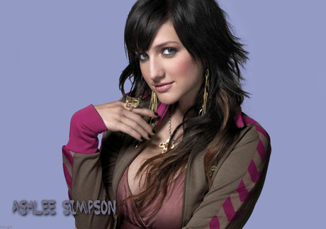 Ashlee Simpson Ross profile image