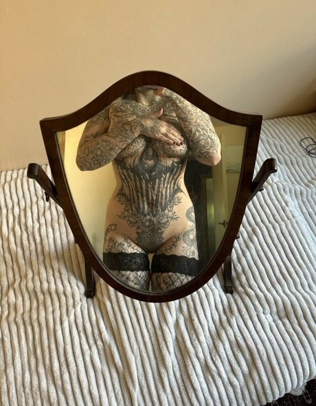 Teganleighofficial pornstar exclusive photos