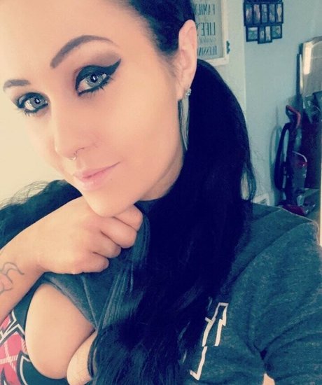 mercedelee pornographic model img