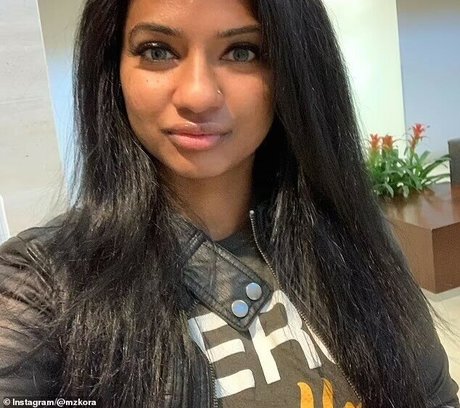 MzKora pornographic model img