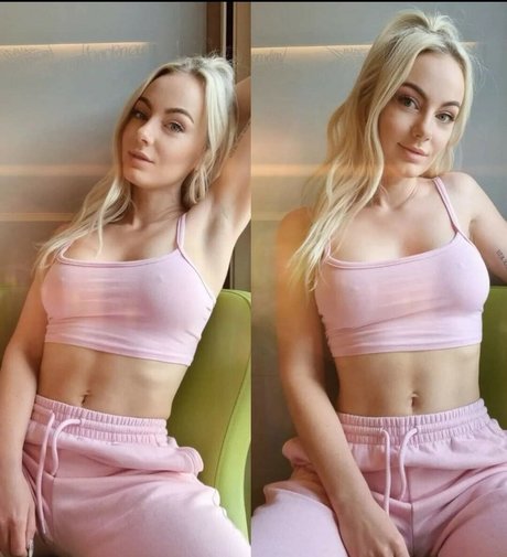 chloxxhill pornstar naked pics