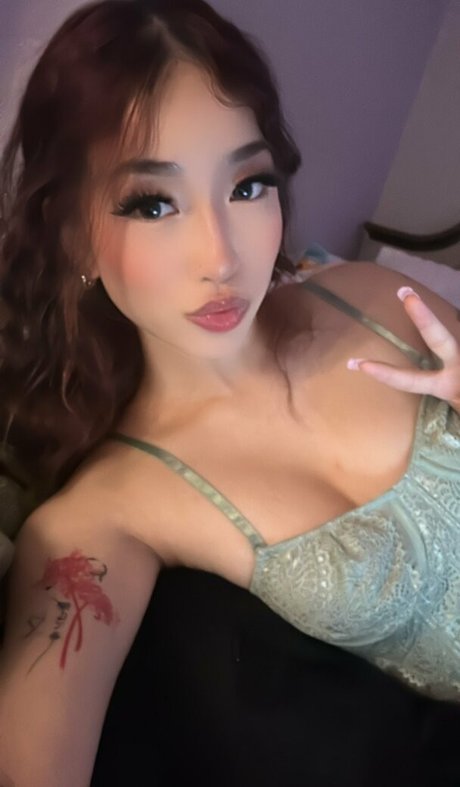 Harmonee Yang art actress picture