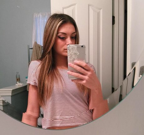 Logan Brickhouse star nice image
