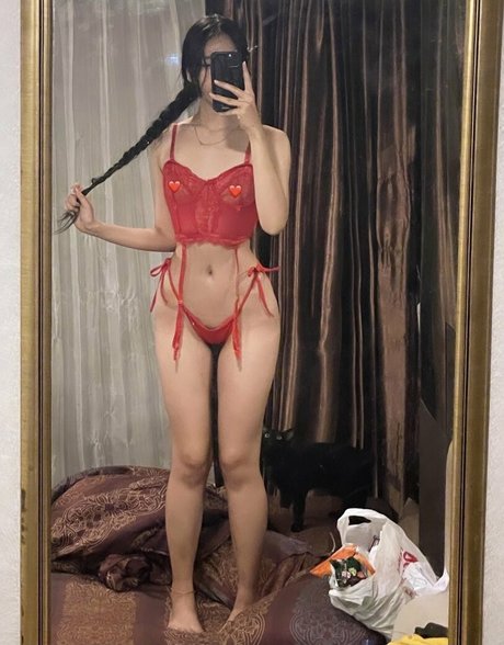 buncharean2 model nudes photo