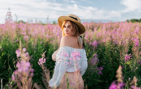 Natalia Tihomirova free model images