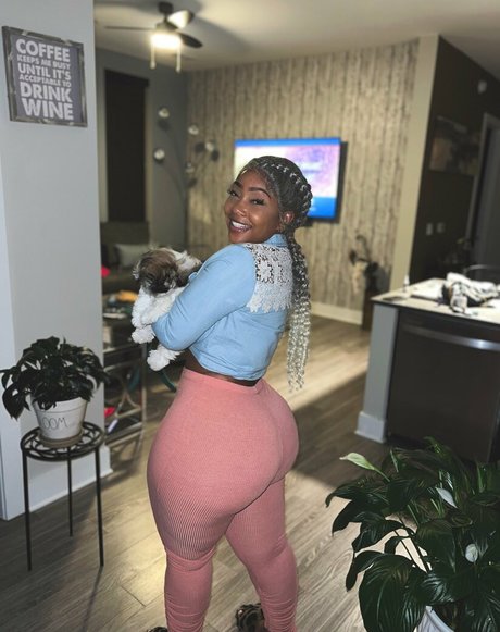 eatmahkandy pornographic model gallery