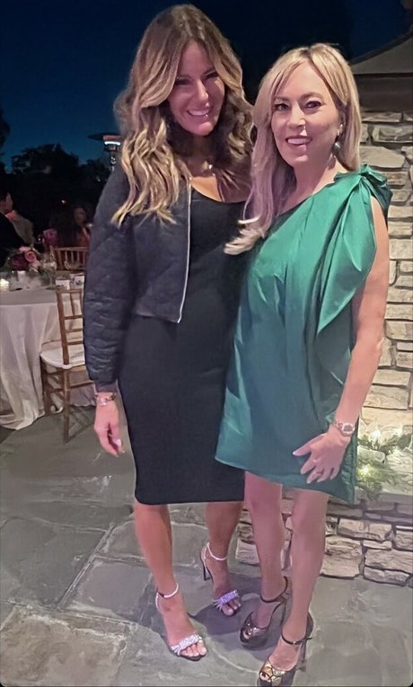 Kelly Bensimon star nude images