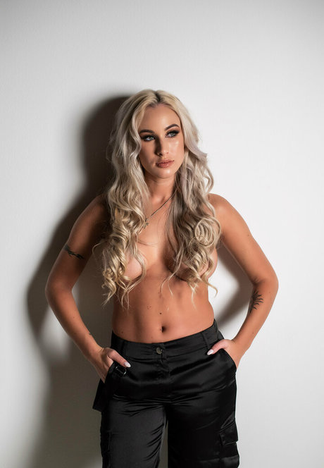 Gergye Krisztina naked pornstar pics