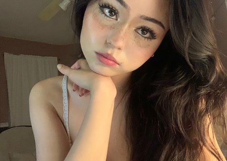 Sohanna Ricci model pretty photos