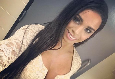 Renee Michelle perfect pornstar picture